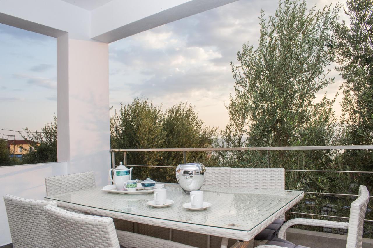 Nina'S Villa, Cosy Seaview Retreat Verga Kalamata Exteriör bild